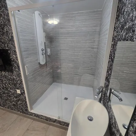Latorre Jacuzzi Jerez Apartamento *